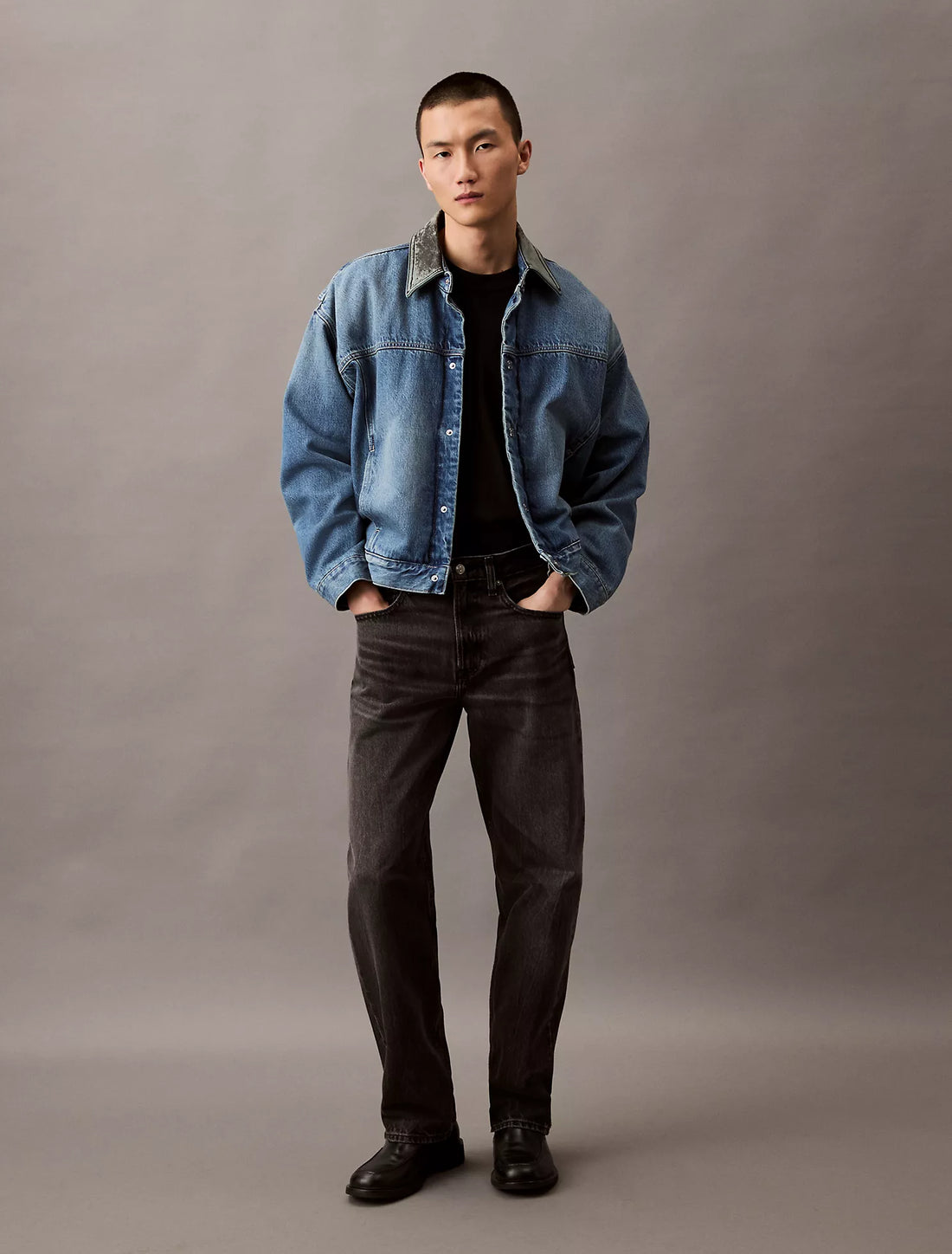 Archive Logo Relaxed Crewneck T-Shirt