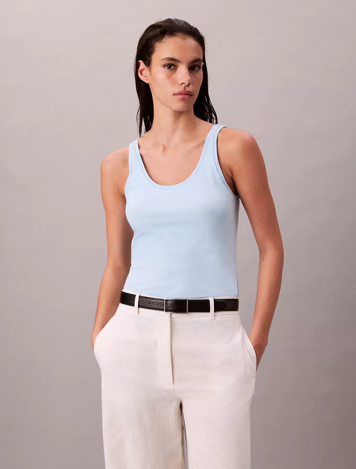 Scoop Neck Tank Top with U Back
